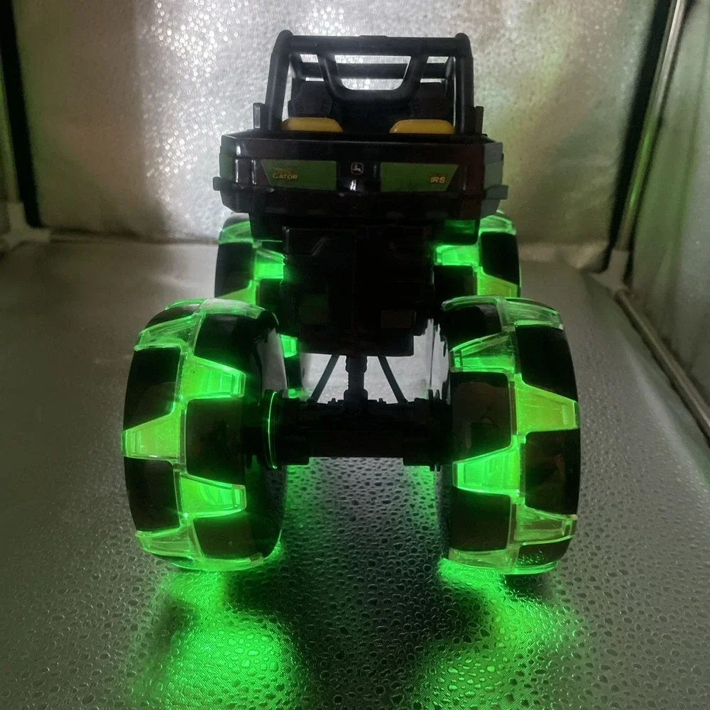 RSX Buggy‎ Green 4x4 Monster Light Up Wheels 8